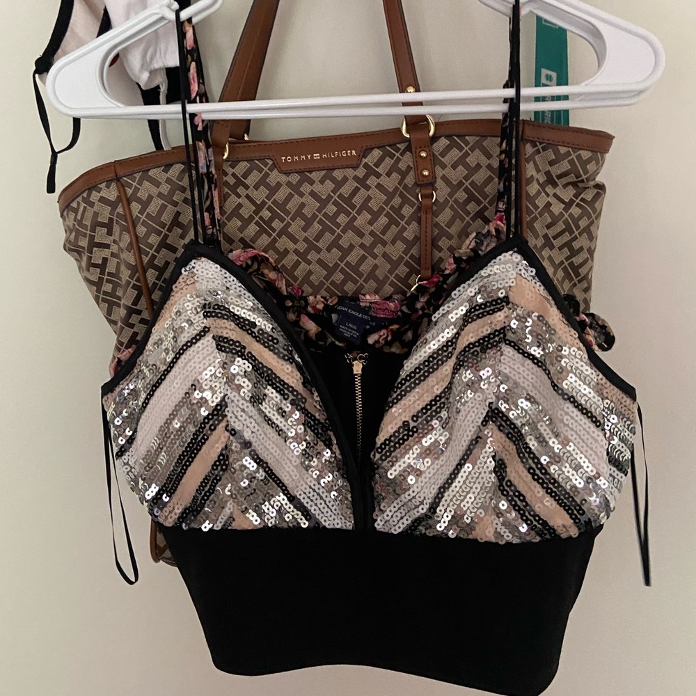 Black dressy crop top